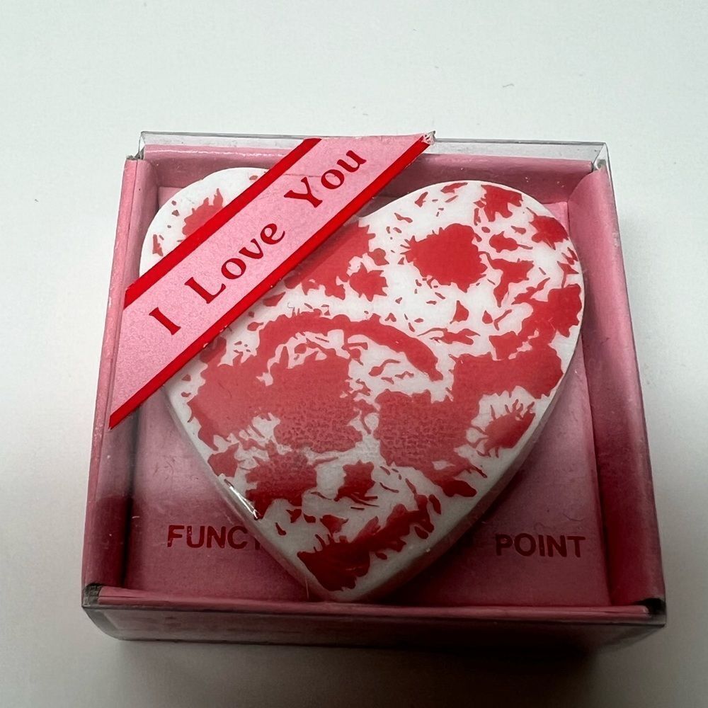 Vintage 1980s Red Paint Splatter Ceramic Heart Brooch Pin by Russ- 1.5" NOS